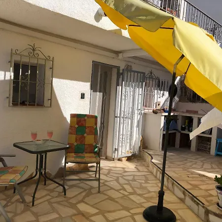 Remarkable 1-bed Studio 30mtrs X 30mtrs Pool Appartement *